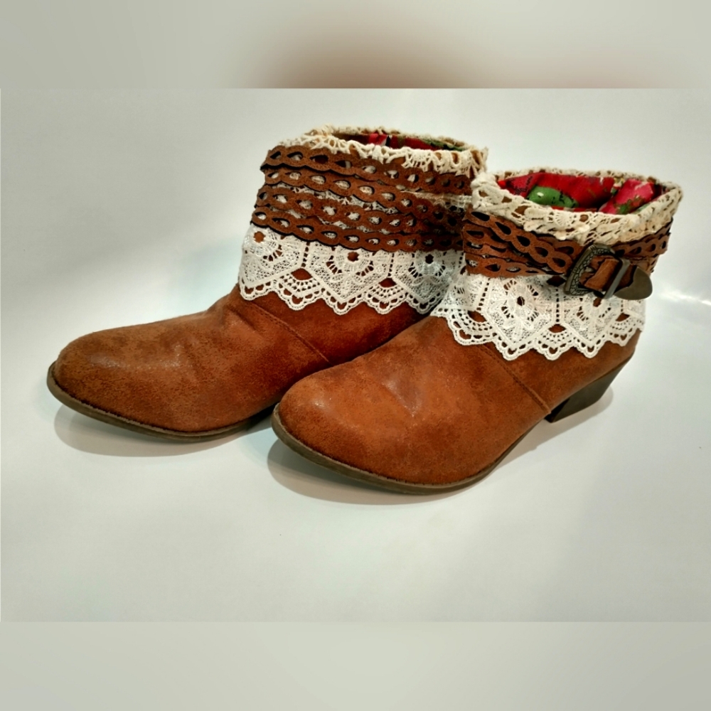 Tigerbear Republik Lace Ankle Boot